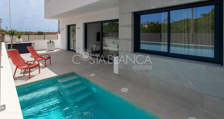 Willa - Nowo zbudowane - Sucina - Sucina