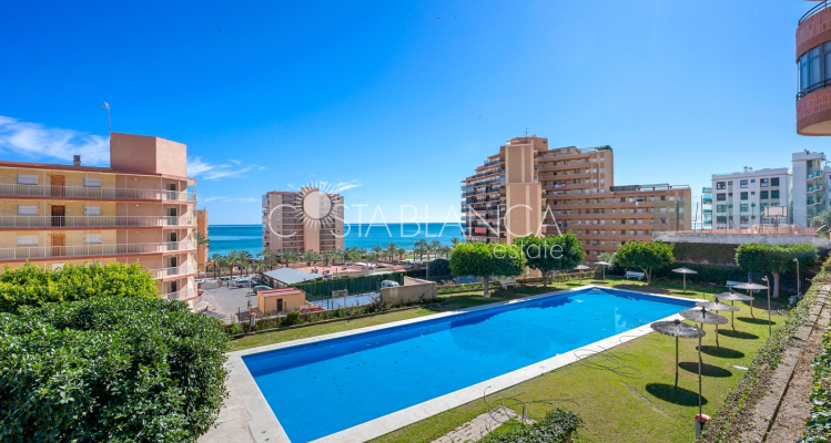 Apartment - Vente - Arenales del Sol - Segunda linea playa