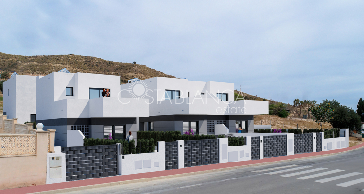Willa - Nowo zbudowane - Busot, zona Bonalba Golf (Alicante) - Spain