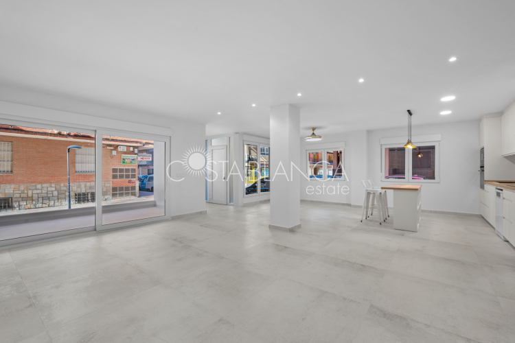 Apartament - Sprzedaż - Torrevieja - K-003463