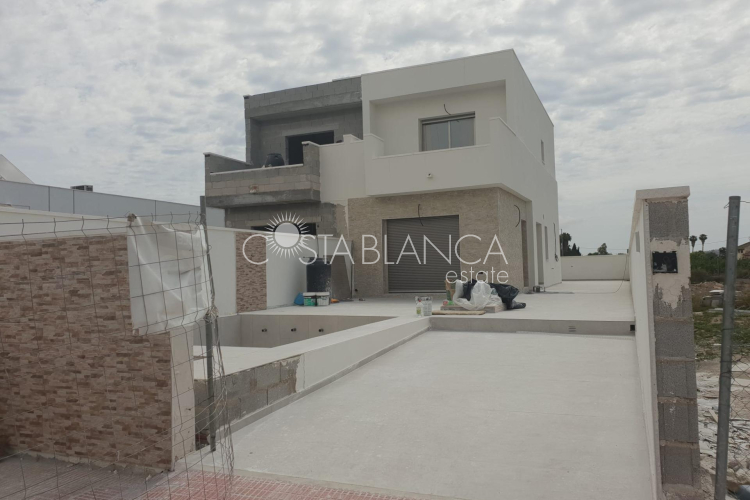 Willa - Nowo zbudowane - Daya Nueva - RD-47333