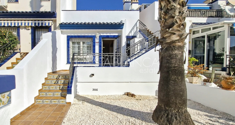Town House - Sale - Villamartín - Villamartín