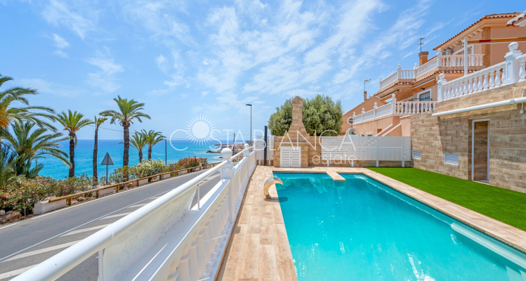 Villa - Sale - Torrevieja - Torrevieja